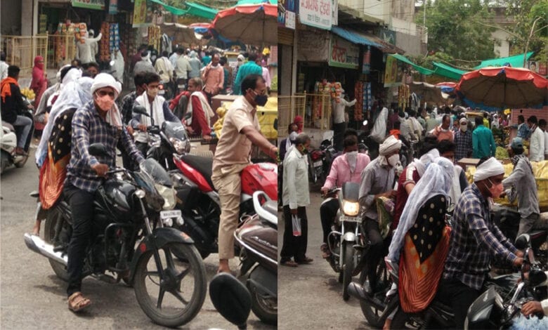 Crowd-Amravati-Mandal