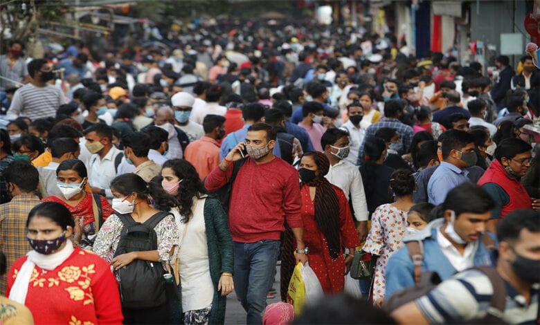 Crowd-Amravati-Mandal