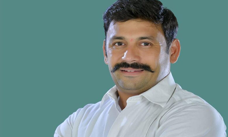 Nilesh-Vishvakarma-Amravati-Mandal
