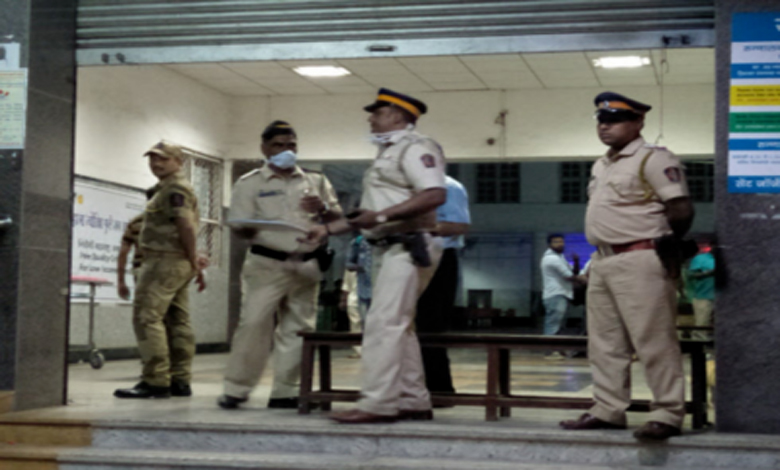Police-Amravati-Madnal