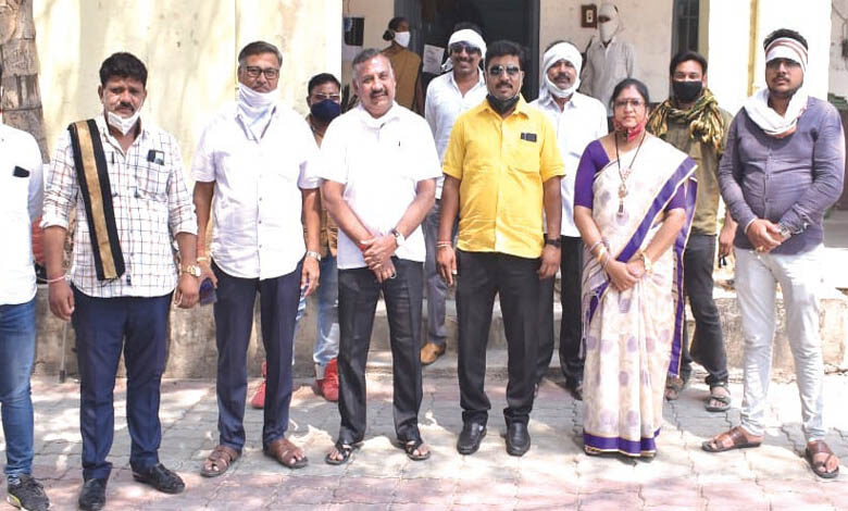 nivdedan-amravati-mandal