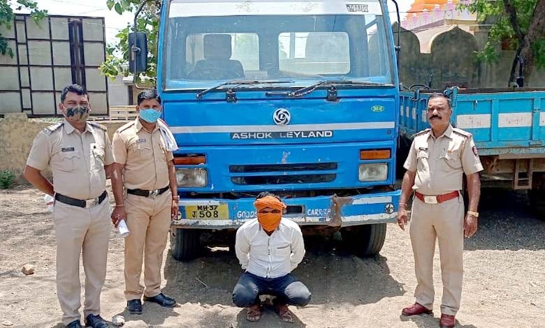 Sand-Tipper-Caught-amravati-mandal