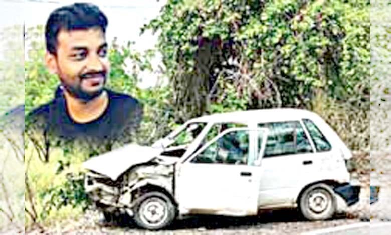 Car-accident-amravati-mandal