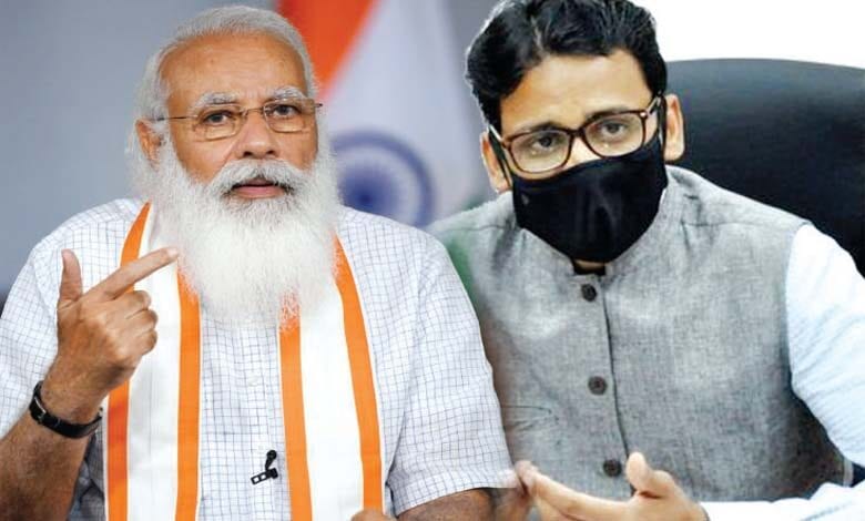 pm-modi-shailesh-naval-amravati-mandal