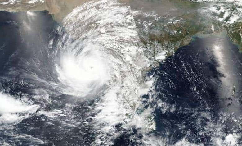 taukte-cyclone-amravati-mandal