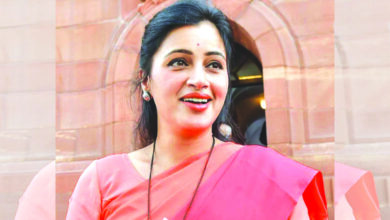 Navneet-rana-amravati-mandal