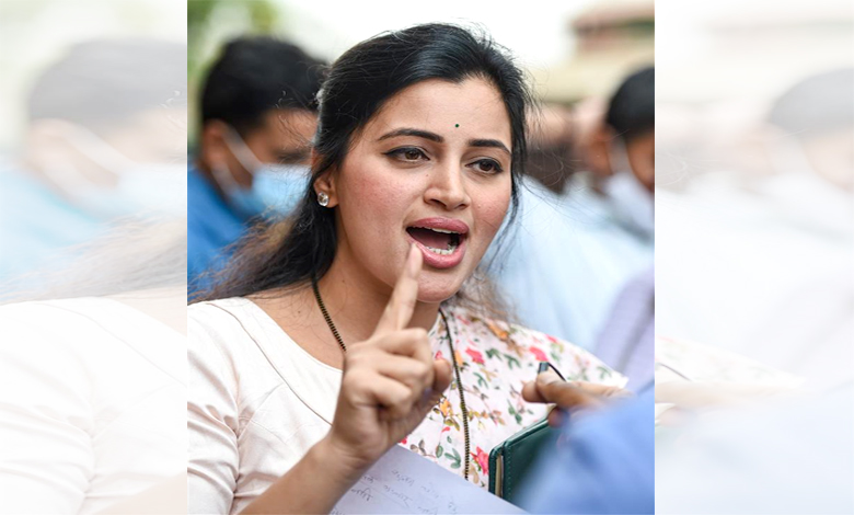 Navneet-rana-amravati-mandal