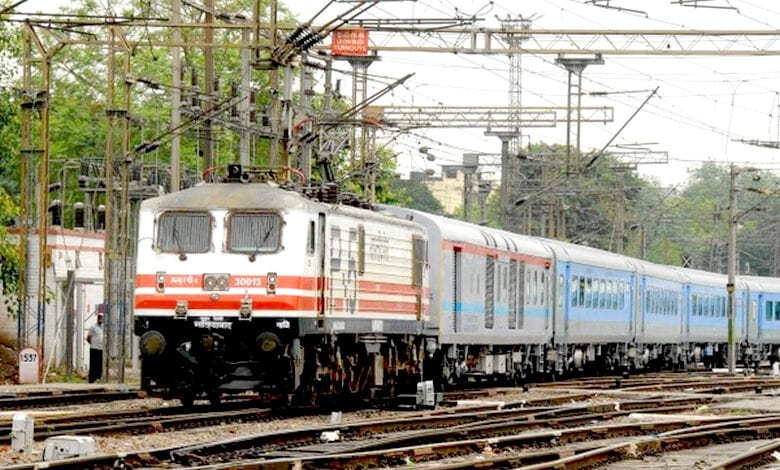 Train-amravati-mandal