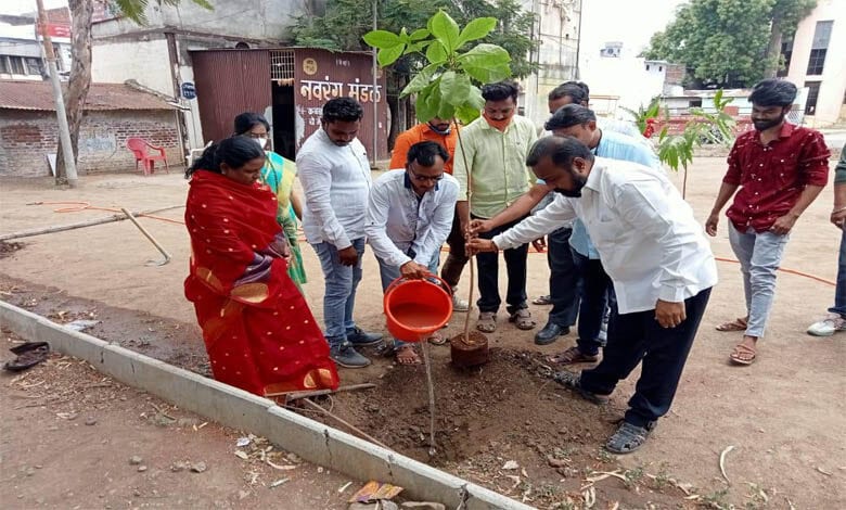 Vruksharopan-Amravati-Mandal