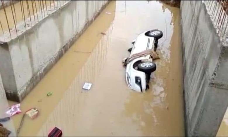 car-accident-amravati-mandal
