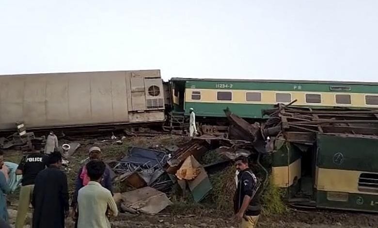train-accident-amravati-mandal