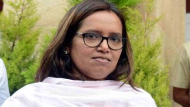 varsha-gaikwad-amravati-mandal