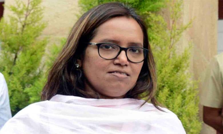 varsha-gaikwad-amravati-mandal