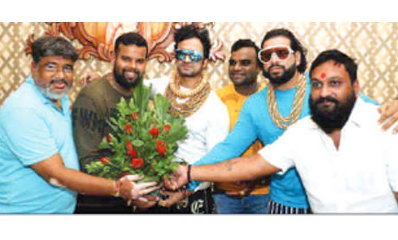 Golden-Man-amravati-mandal