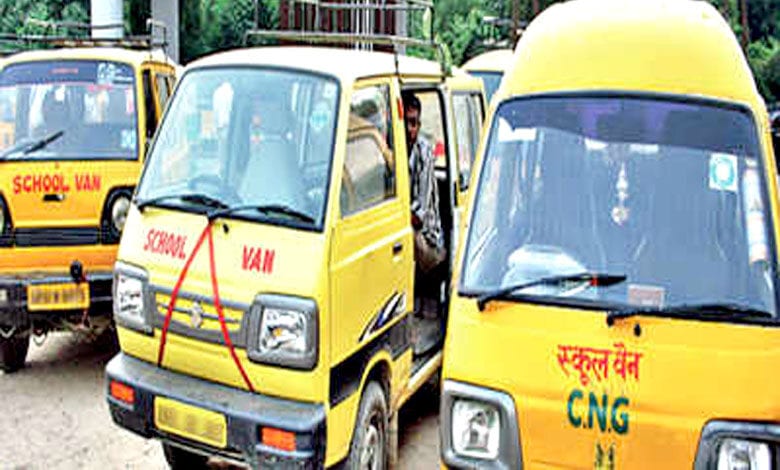 school-Bus-amravati-mandal