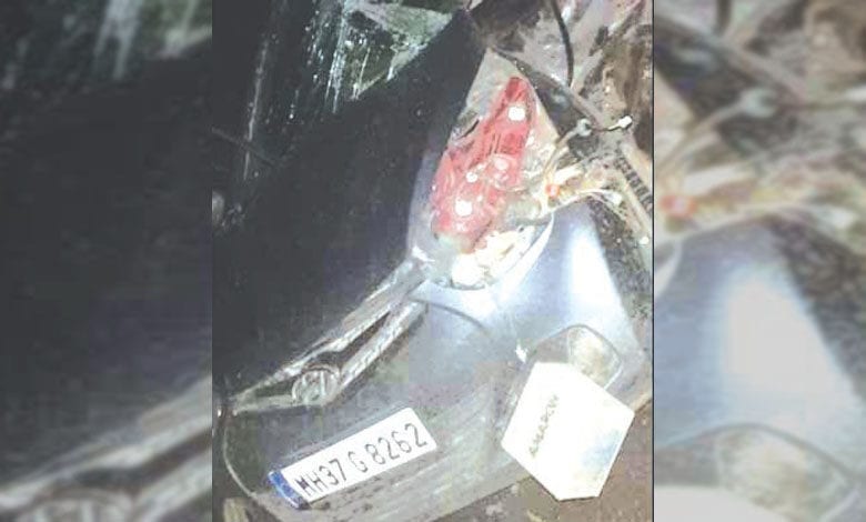 car-accident-amravati-mandal
