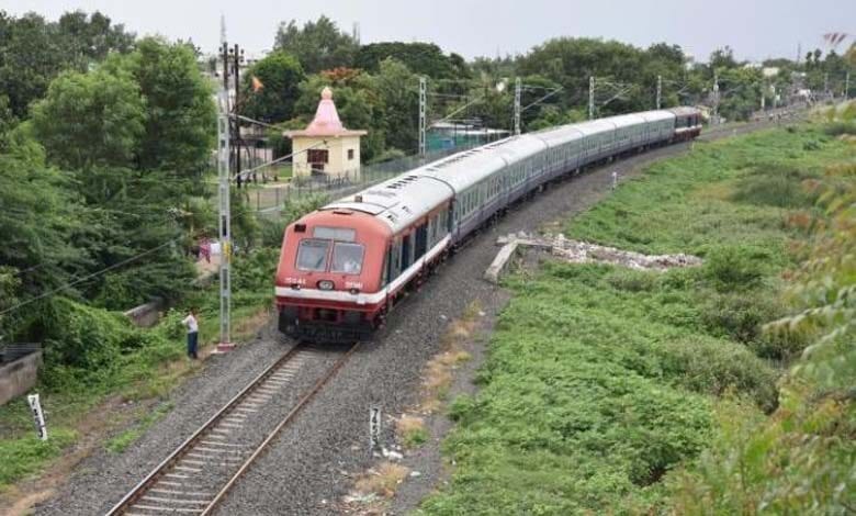 debu-train-amravati-mandal