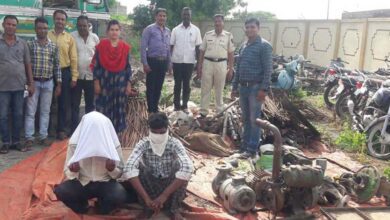Caught stealing-amravati-mandal