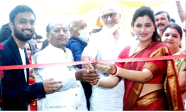 Navneet-rana-amravati-mandal