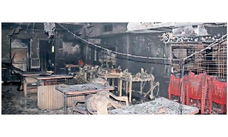 Hotel-Golden-Arch-Fire-Amravati-Mandal