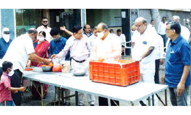Food-Donation-amravati-mandal