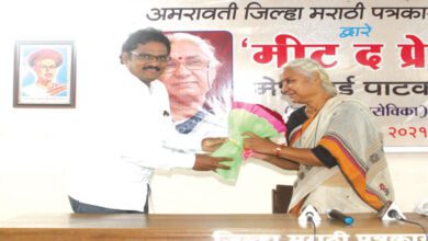 Farmer-Amravati-Mandal