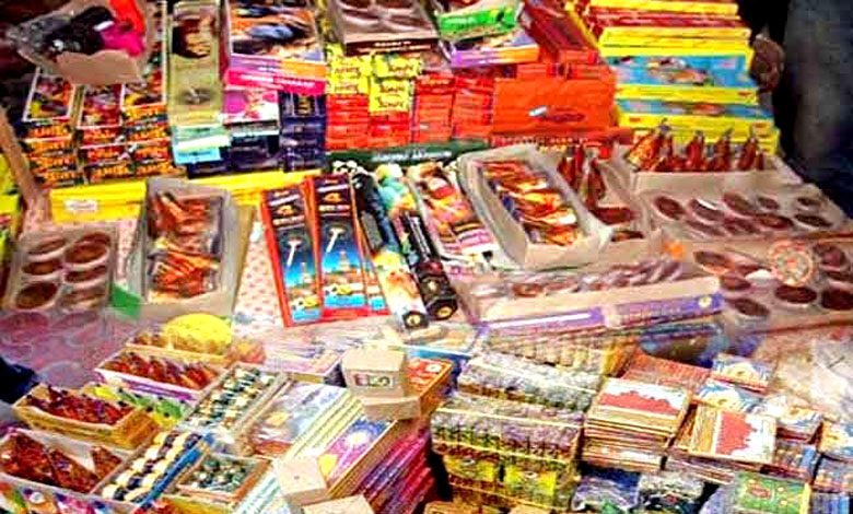 crackers-shop-amravati-mandal