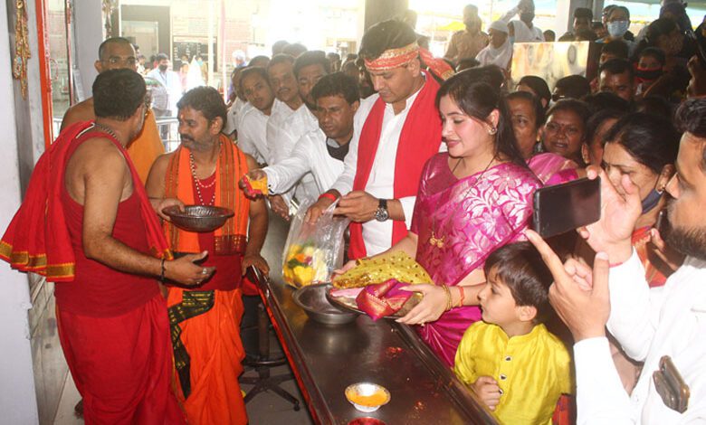 Rana Couple-Amravati-Mandal