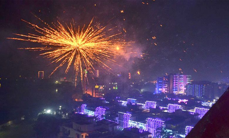 Firecrackers-amravati-mandal