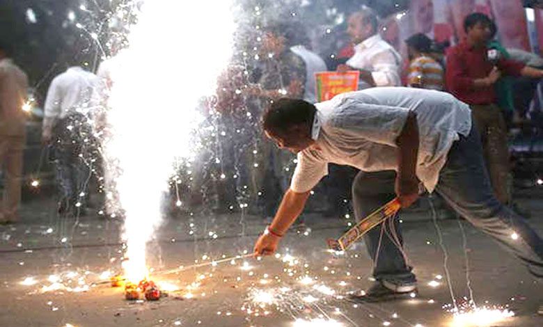 Firecrackers-amravati-mandal