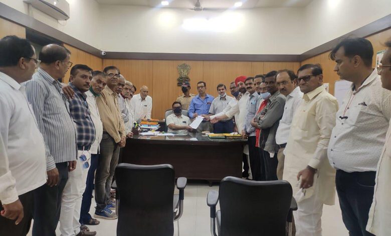 Vyapari Nivedan-Amravati-Mandal
