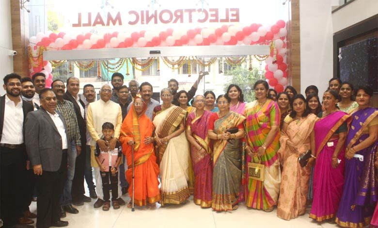 Modern-Mall-Showroom-amravati-mandal