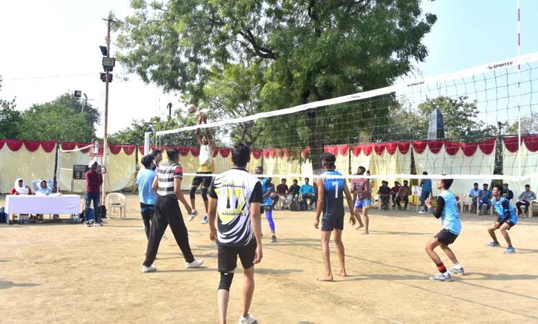 Volleyball-Tournament-amravati-mandal