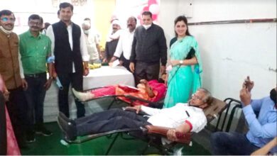 Blood-Donation-amravati-mandal