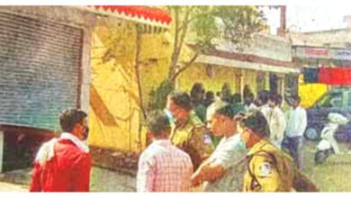 Theft-at-Annapurna-Jewelers-amravati-mandal
