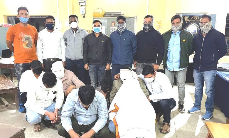 Raid-on-Gambling-Station-amravati-mandal