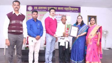 Savitribai-Phule-Ideal-Parent-Award-amravati-mandal