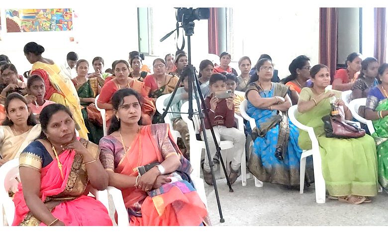 world-women's-day-amravati-mandal