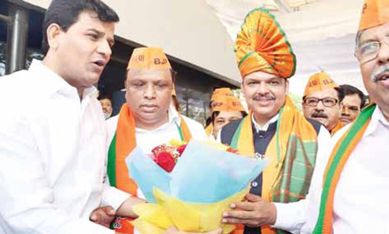 Devendra-Fadnavis-amravati-mandal