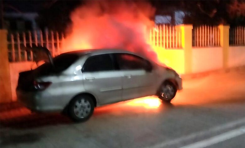 Car-fire-amravati-mandal