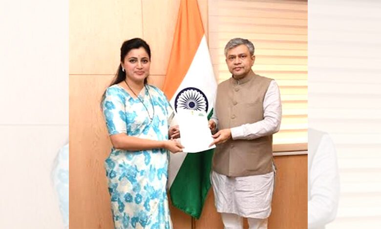 Navneet-rana-amravati-mandal